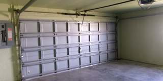NW Spacious 3/2/2 on Saltwater Canal-Fish off the Dock! Gallery 23