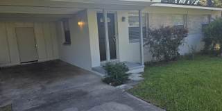 1927 DELAROCHE Drive E Gallery 1