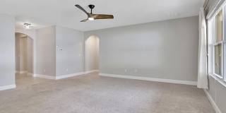 2736 Summerglen Lane Gallery 8
