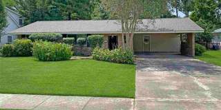 3 Bedroom House off Highland and Staring Lane Gallery 1
