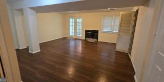 707 CURRY FORD Lane Gallery 18