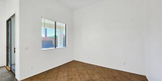 Clean and Cozy home in desirable area! Gallery 7