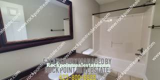 3 Bedroom 2 Bath Townhouse Gallery 15