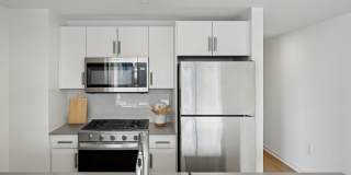 Avalon Riverview Gallery 2