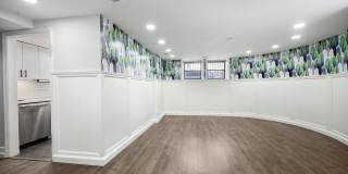 Dual-Entry Designer 2BR | In-Unit W/D | Pet Friendly & Parkside! Available now! Gallery 9