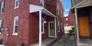 Beautiful Three Bedroom Townhouse in Northwest Lancaster City! Gallery 1