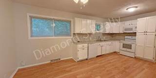 Charming 3-Bedroom in Southeast Springfield Location! Charming 3-Bedroom in Southeast Springfield Location! Gallery 7