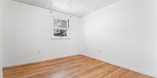 Old Town Lafayette Location! 4 bedrooms! Huge garage! Gallery 18