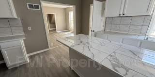 1943 N 38th St Gallery 15