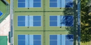 400 Crosswinds Drive Gallery 25