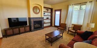 Beautiful 3 Bed 2 Bath One-Level Home Available in Quiet Neighborhood Gallery 1