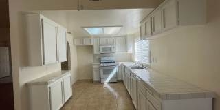 Hesperia-Refurbished- 3 Bedrooms, 2 Bathrooms + Den or Office, Large Property Gallery 62