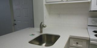 ONE BEDROOM ONE BATHROOM! WATERFRONT COMMUNITY! Gallery 3