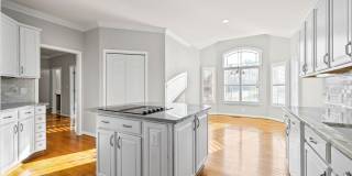 3 Bedroom 2 Bath Pet Friendly Home For Rent with Community Pool Access! Gallery 12