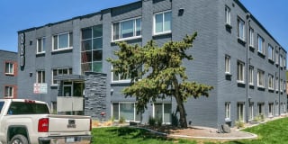 880 & 890 Dexter Gallery 3