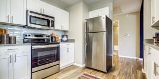 Montrachet Apartment Homes Gallery 28