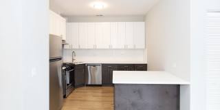2924 West Logan Boulevard Gallery 3