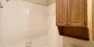 Central/UT 2/2 Apartments PRELEASE 8/15/2025 Gallery 13