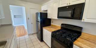 1420 Warren Ave N Apartments Gallery 15