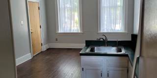 2517 West Grace Street - 1 Gallery 8