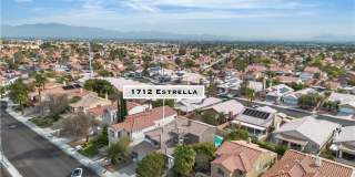 1712 Estrella Street Gallery 52