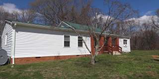 9540 GREENFIELD Road Gallery 1
