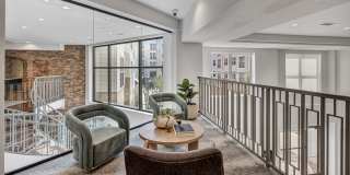 Ablon at Harbor Village Gallery 10