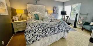 Beautiful 5 Bedroom/3 Bath 2 Story Home in Versailles Gated Community Gallery 24