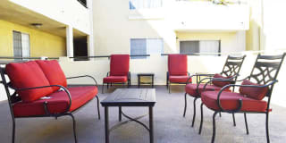 Burbank Village Apartments Gallery 12