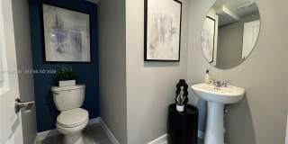 680 SE 13th Ct Gallery 11