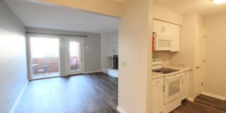 First Floor 2 bedroom condo for rent! 1112-1 Blue Ridge Dr Gallery 8