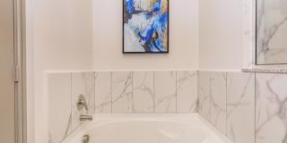 Jewel on Landmark Gallery 28