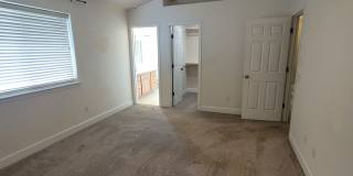 Charming and Spacious 3BB/2.5BA home for rent!  AVAILABLE NOW Gallery 16