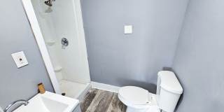 4831 E Washington St - Unit 4 - $995.00/mo. with $250 of second month Gallery 18