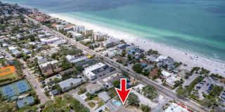 Coastal Retreat Steps from the Sand in Indian Rocks Beach Coastal Retreat Steps from the Sand in Indian Rocks Beach Gallery 33
