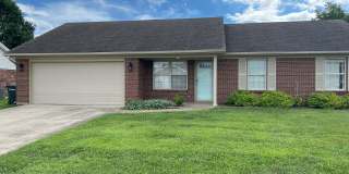 3-Bedroom Home in Desirable Fields of Lancassange, Jeffersonville Gallery 1
