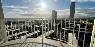 Beautiful 1/1/1 with Sunset Views Gallery 25