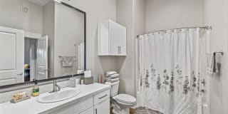 The Madison at Town Center Gallery 9