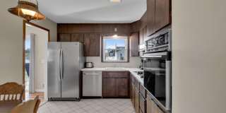 415 15th Avenue Gallery 16