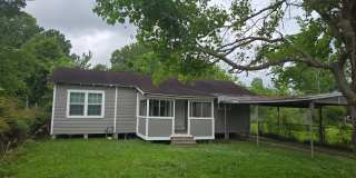 **Move-In Special: $200 off**  2309 7th St, Orange TX 77630 Gallery 1