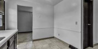 305/307 Kaymar Drive Gallery 5