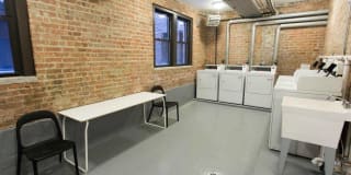 5300 S Drexel Gallery 13