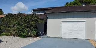 Nice 2 bed/ 2 bath/ 1 car garage near SRQ Airport - Ringling Museum Area Gallery 1