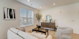 Magnolia Haus Gallery 30