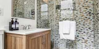 1235 Oak St Gallery 13