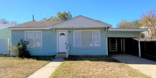 Adorable Remodeled three bedroom, one bath home with spacious fenced in back yard!! Gallery 10
