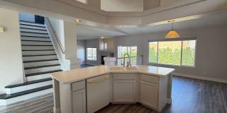 Spacious and Bright 3BD Home in Denver - Available Now Gallery 5