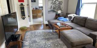 413 S Ingersoll St Gallery 3