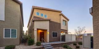 Like new home on a corner lot in gated community! Gallery 1