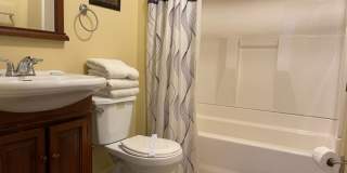 FULLY FURNISHED - Peaceful 4 Bed / 2 Bath Condo Gallery 11